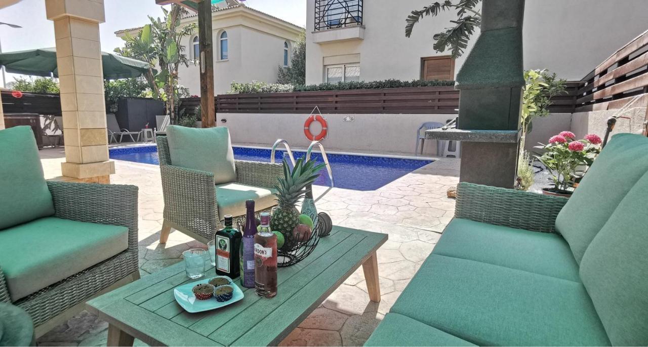 Great Villa Maria Paralimni Exterior foto